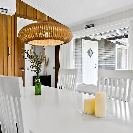Beautiful In With Kitchen 度假居 Melby