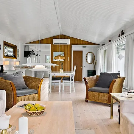 Beautiful In With Kitchen